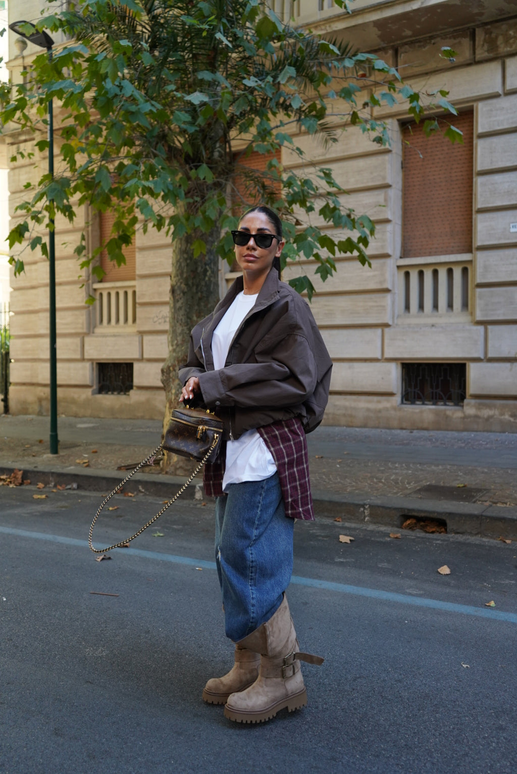 15998-BOMBER STREET TAUPE