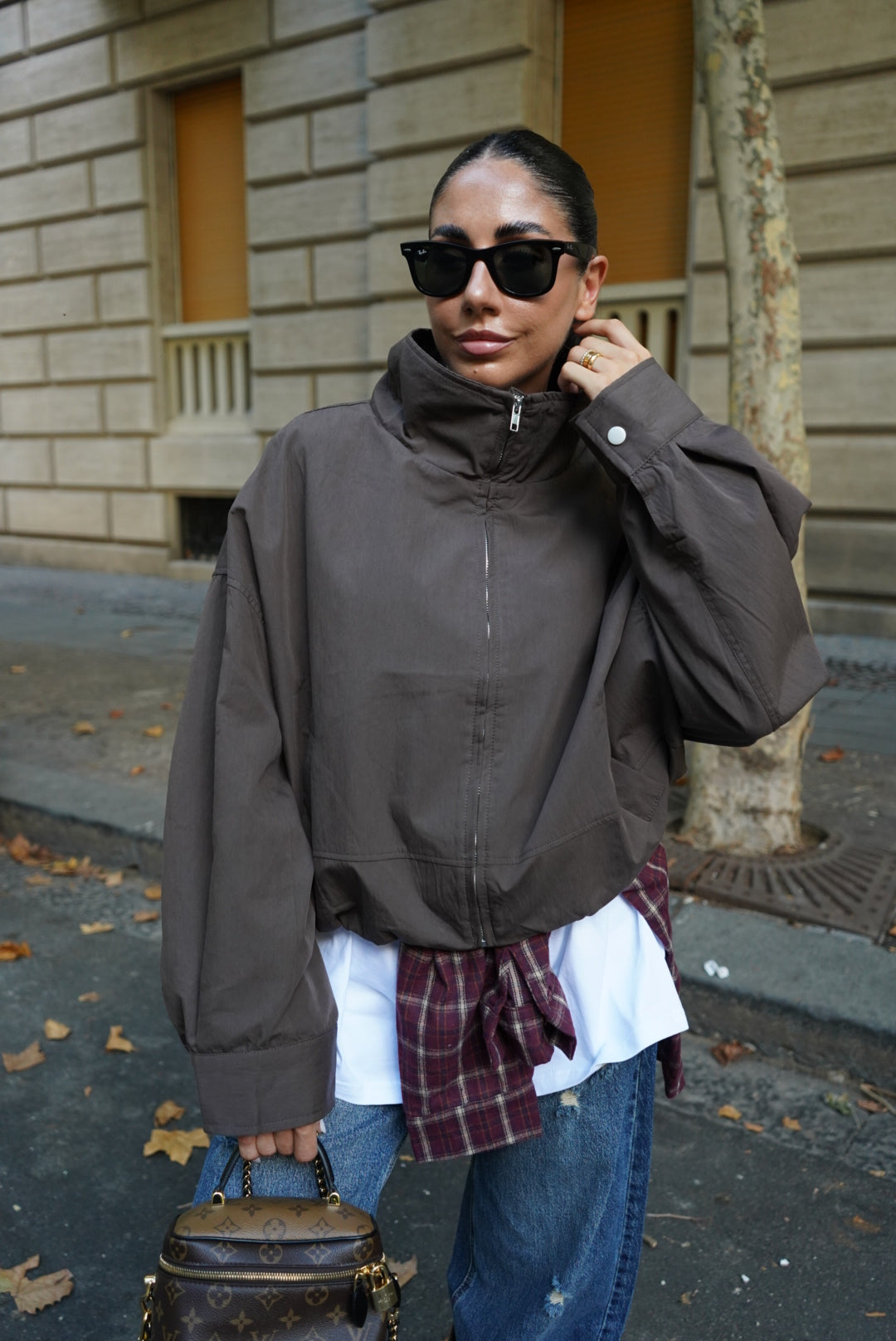15998-BOMBER STREET TAUPE