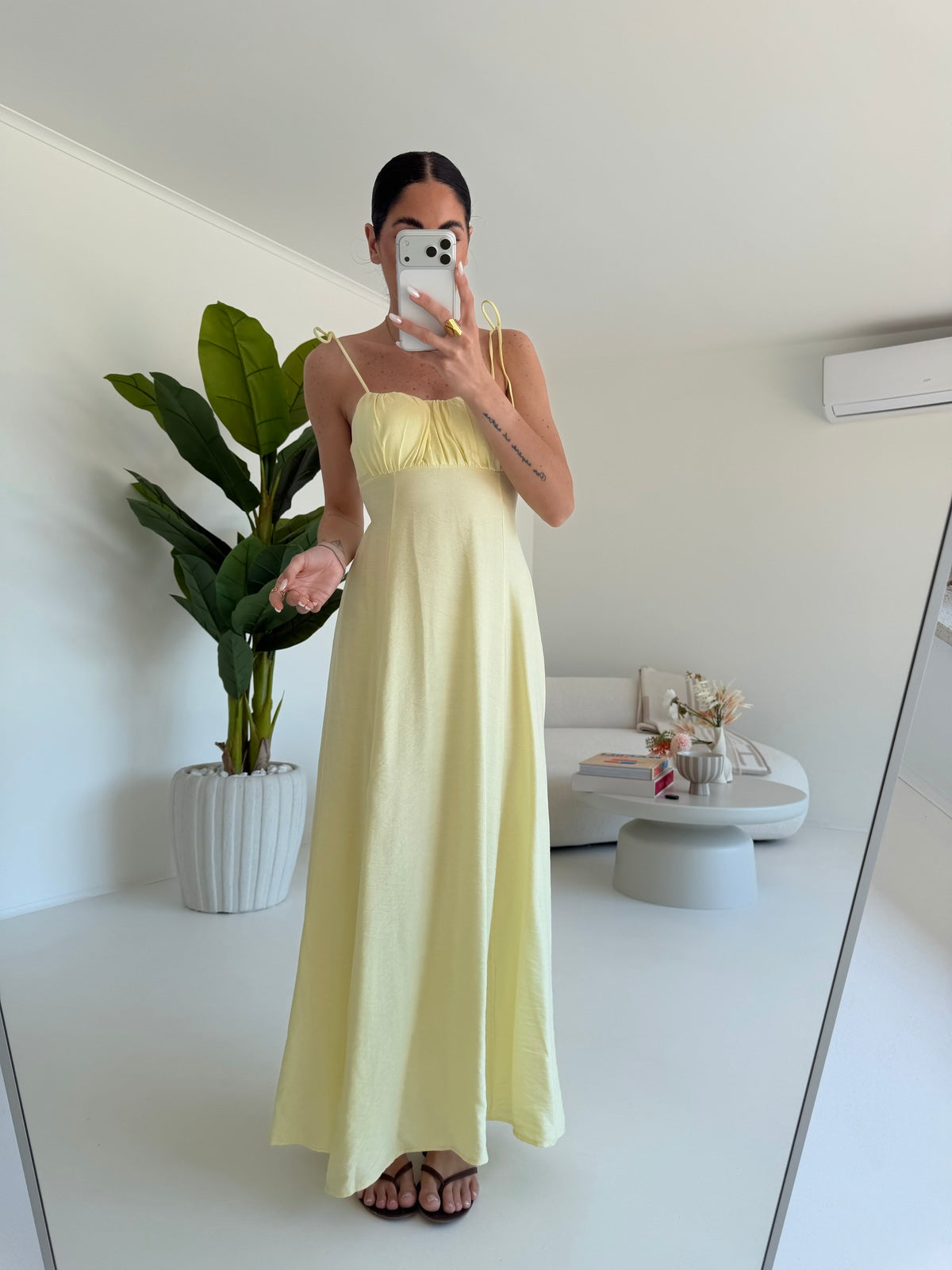 ABITO LEVANTE YELLOW