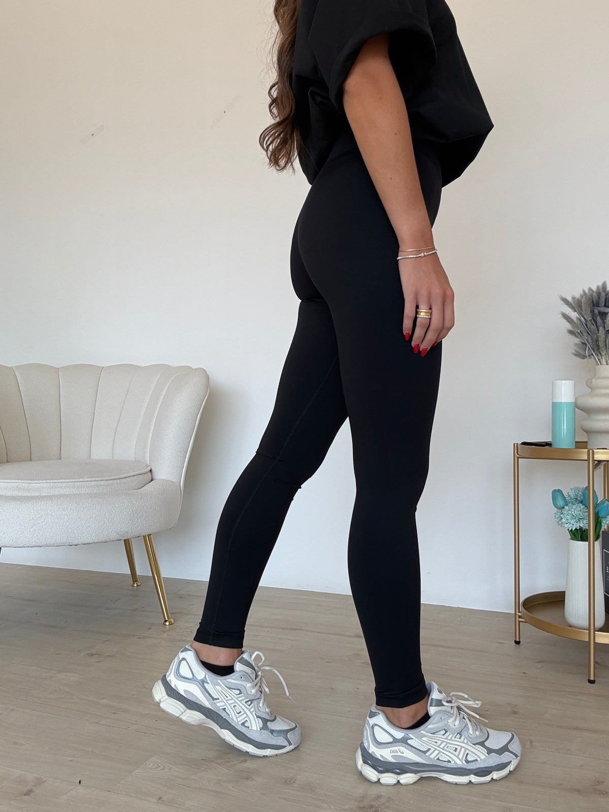 SHR603-1-LEGGINS MODELLANTE NERO