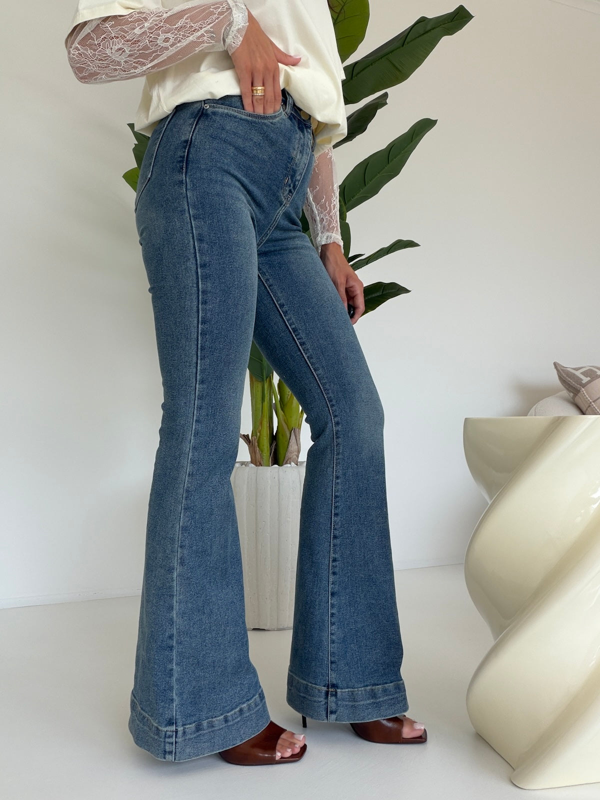 8913-JEANS A ZAMPA HAILEY