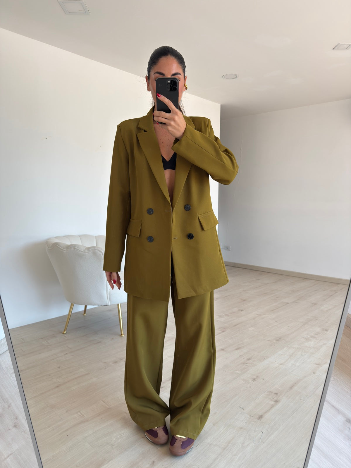 TAILLEUR AFFAIRE OLIVA
