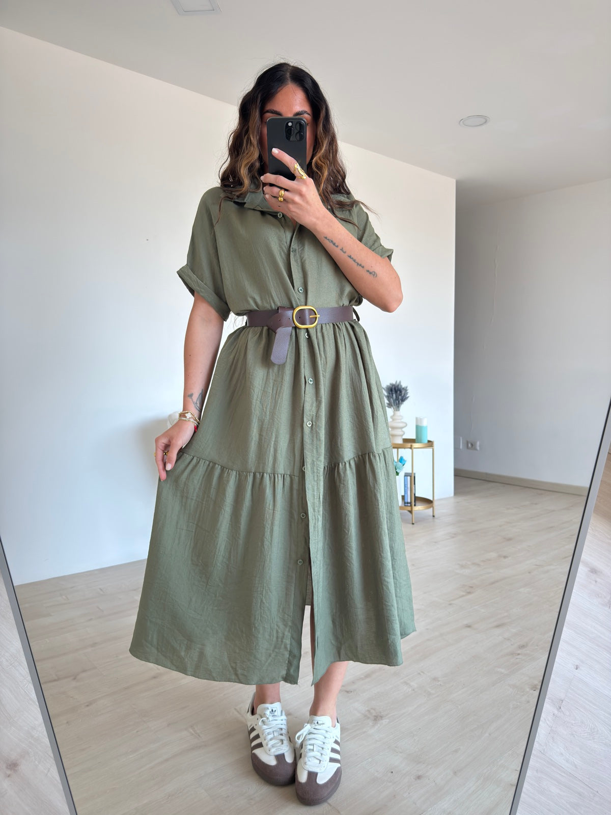 CHEMISIER CON CINTURA VERDE MILITARE