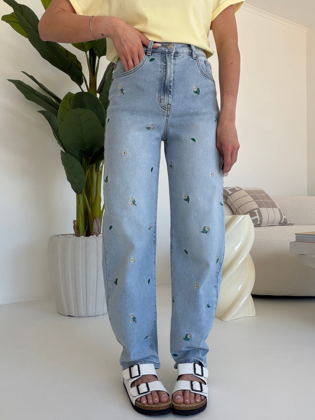 9570-JEANS BARREL FLOWER