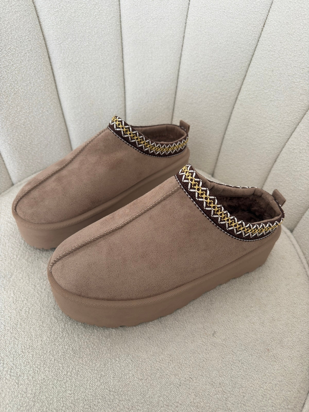 G52-URSULA-TAUPE