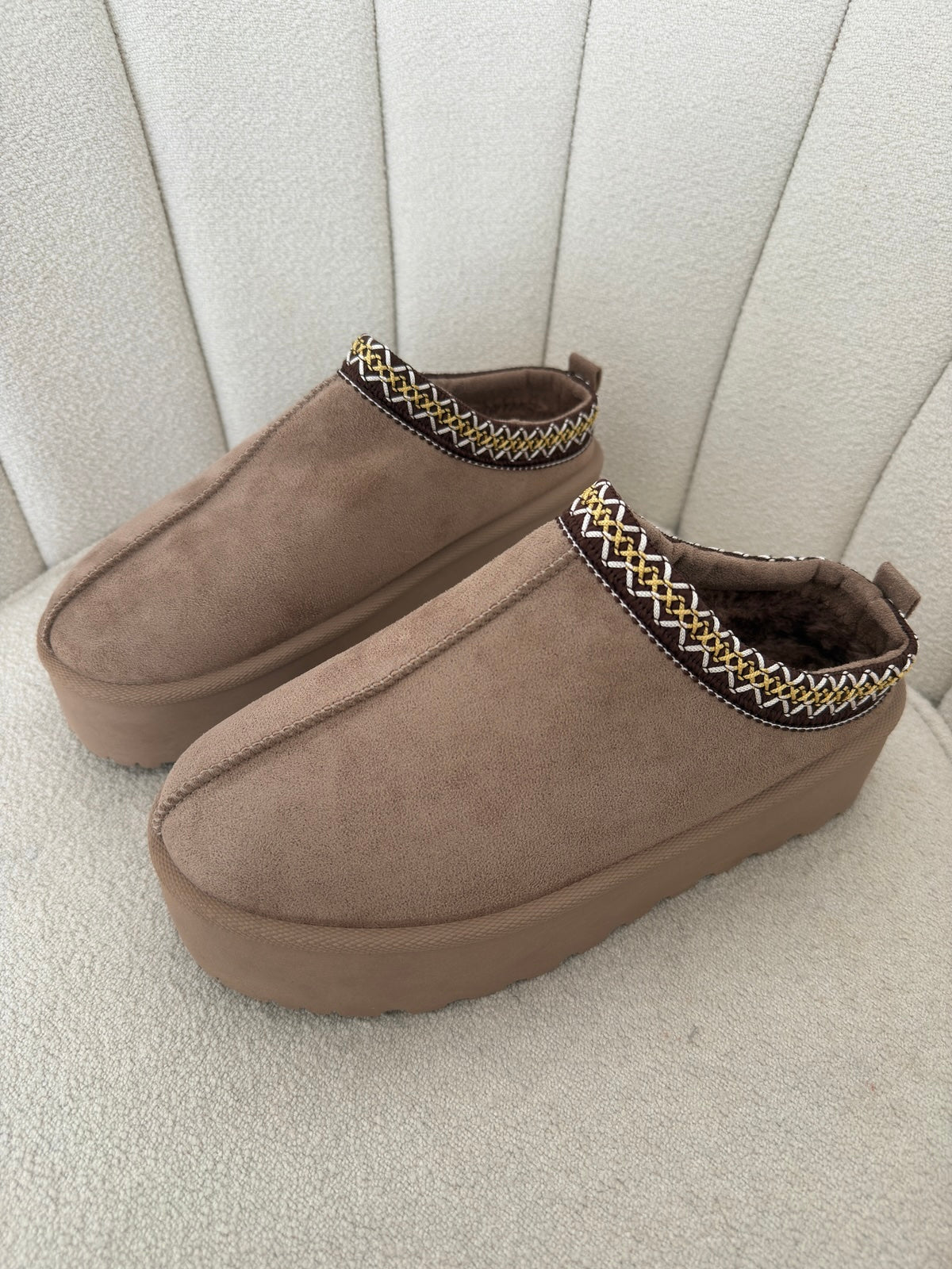 G52-URSULA-TAUPE
