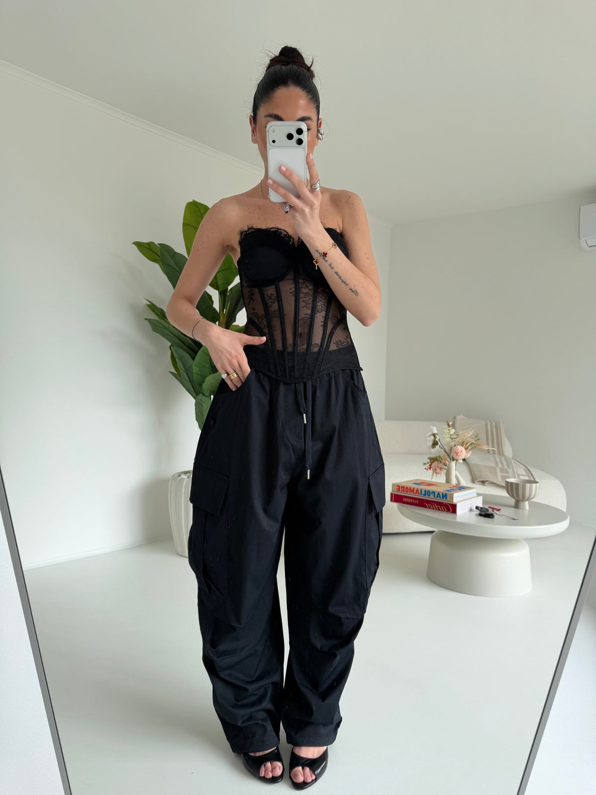 112601-PANTALONE CARGO NERO