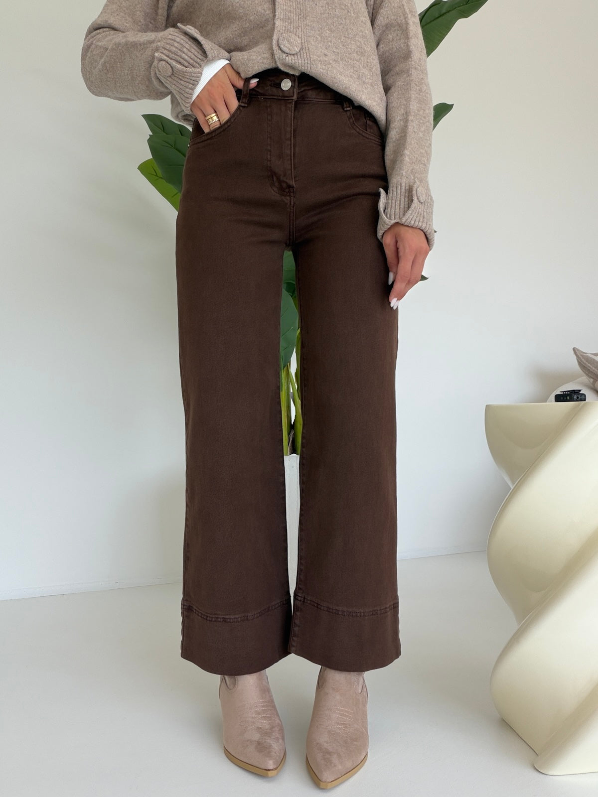 Y16039-L4-JEANS PALAZZO CROP CHOCO