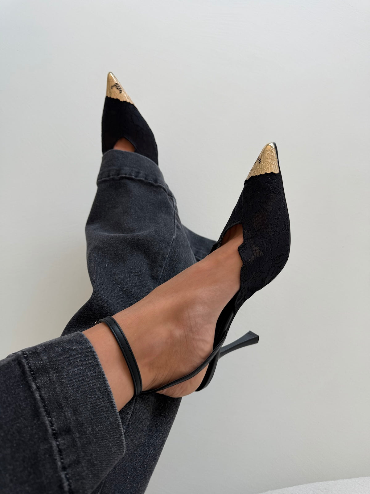 R2601-SIMONA-NERO