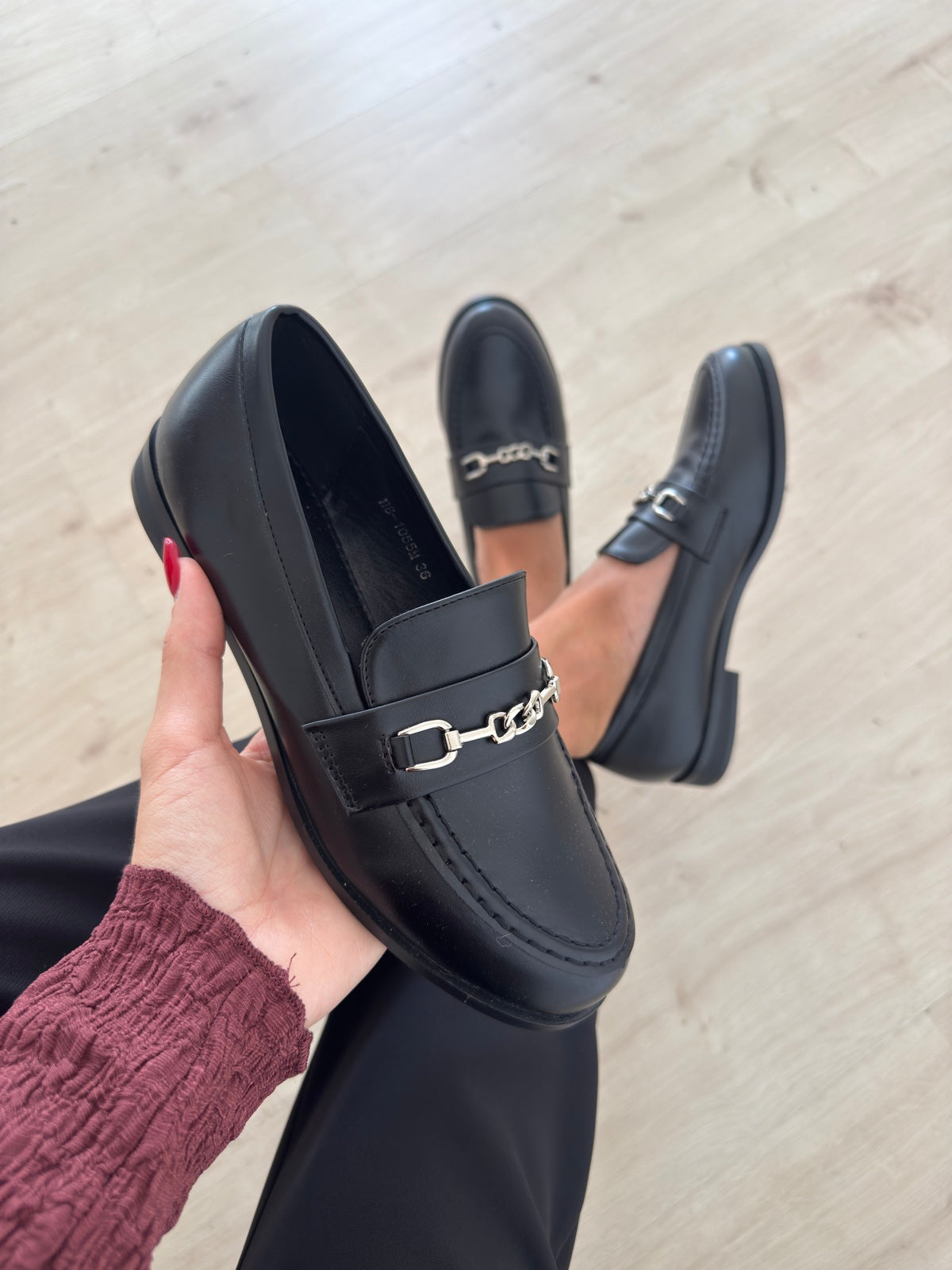 HB-1055M MELANIE MOCASSINO IN ECOPELLE NERO