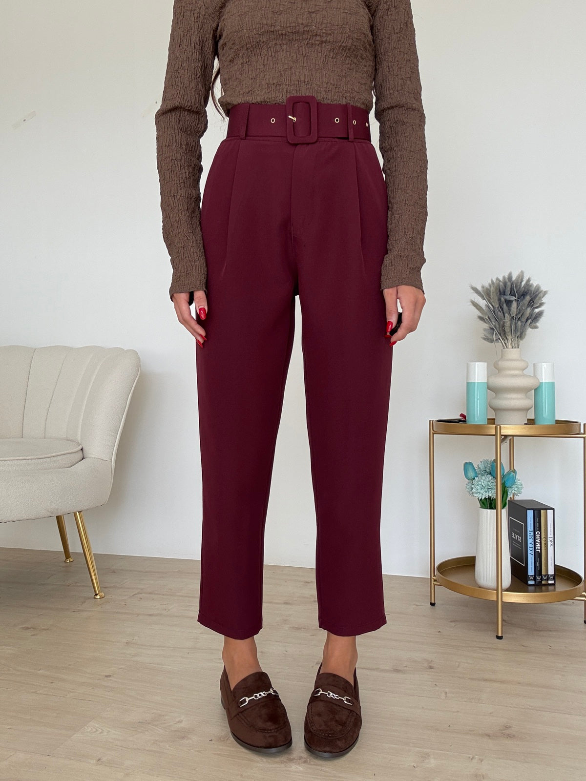 PANTALONE CON CINTURA BORDEAUX