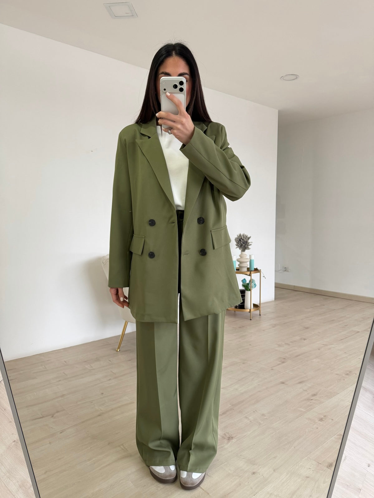 TAILLEUR AFFAIRE MILITARE
