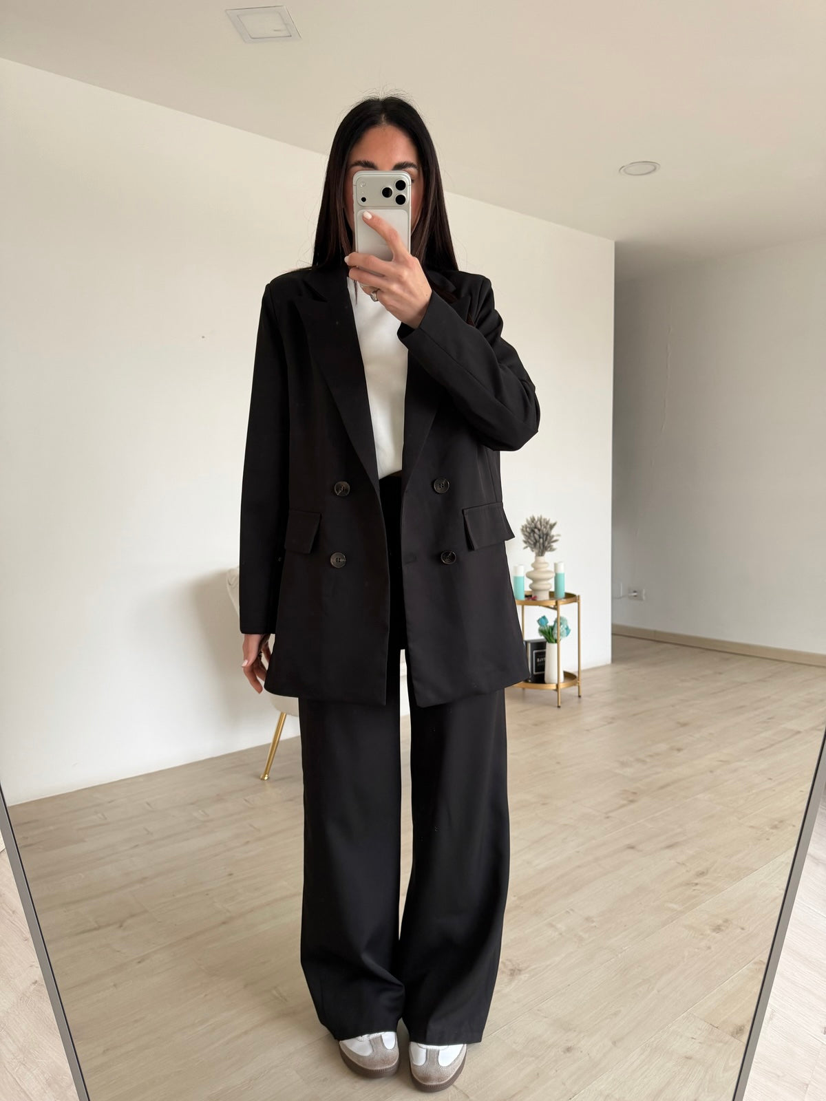 TAILLEUR AFFAIRE NERO