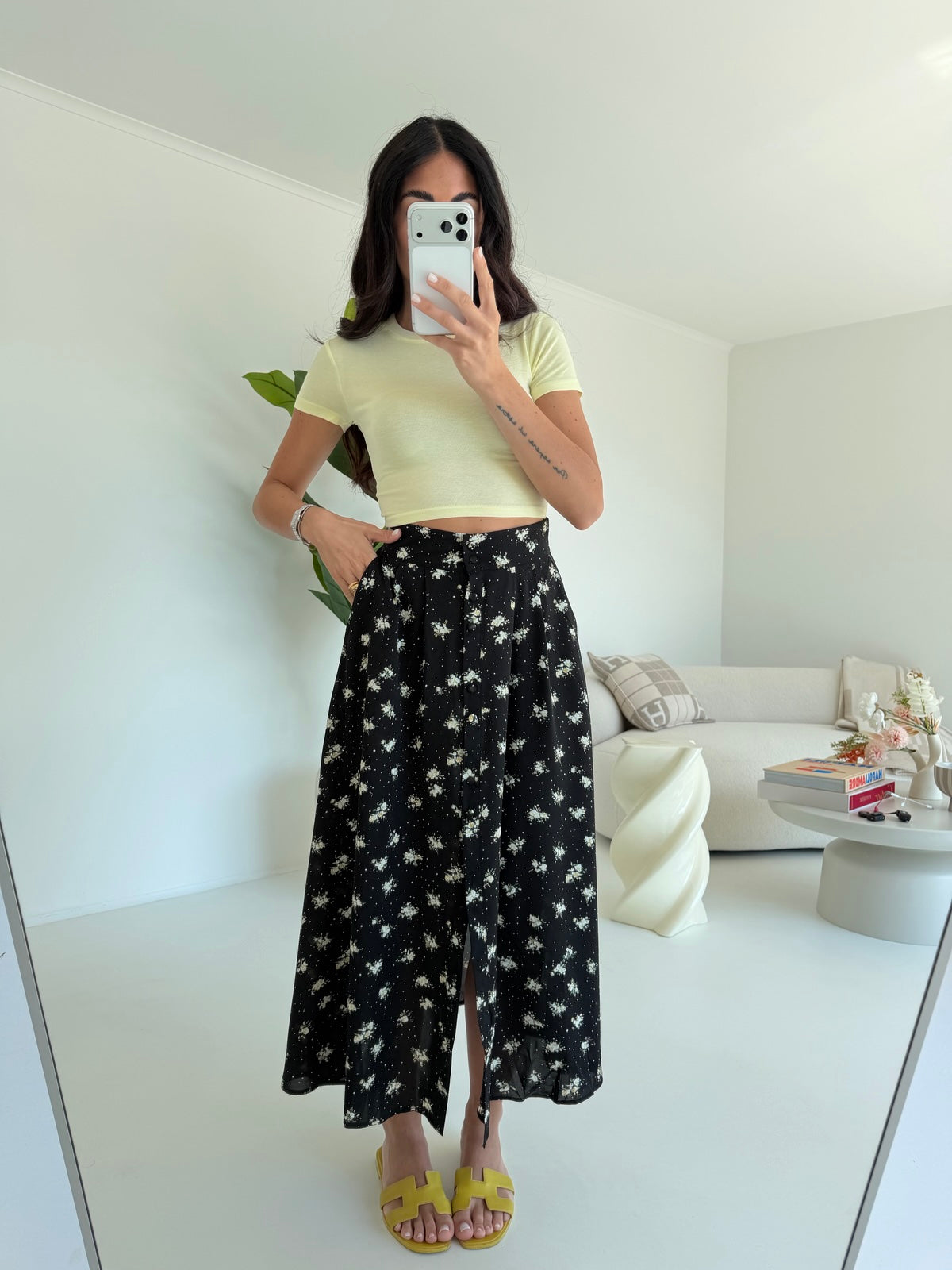 17289-GONNA LONGUETTE MARSEILLE NERA&YELLOW