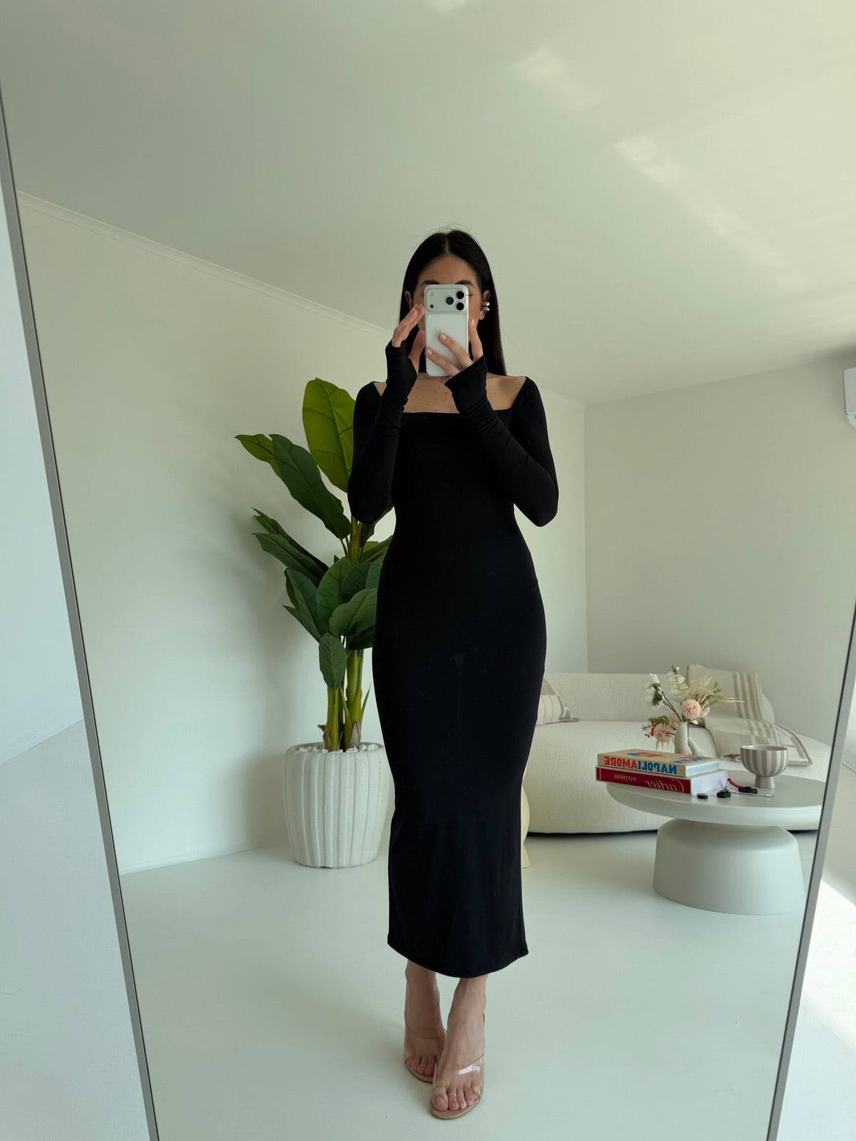 13584-ABITO CHOKER NERO