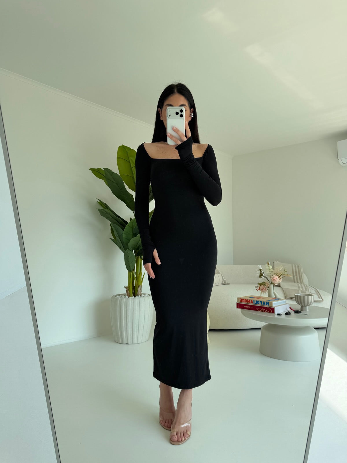 13584-ABITO CHOKER NERO