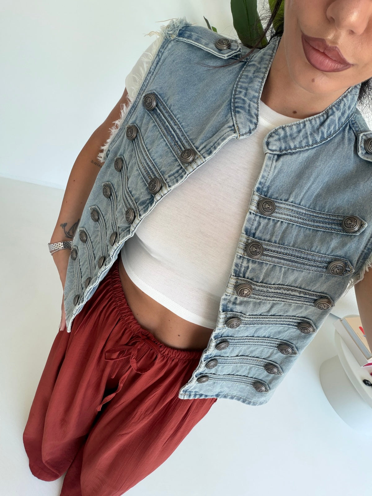 2808-GILET DENIM