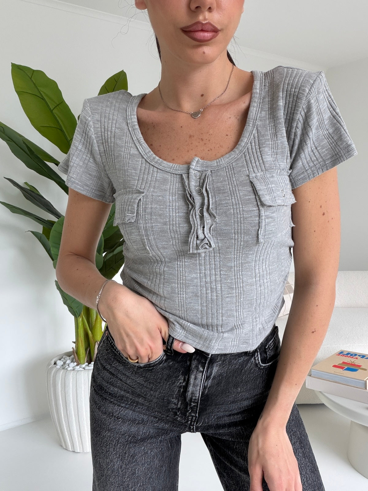 520-MAGLIA MEGAN GREY