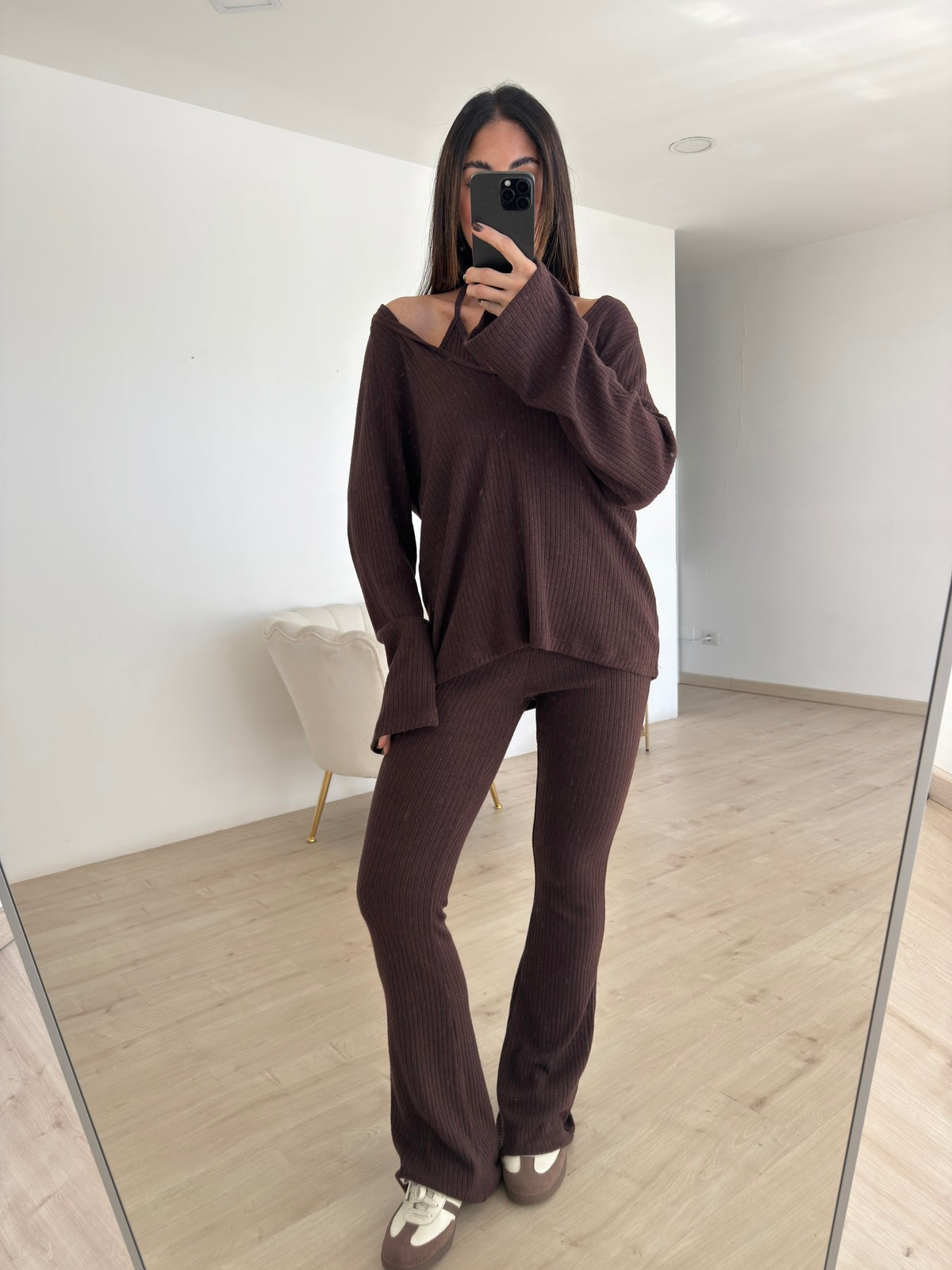 COORDINATO COSTILLAS CHOCO