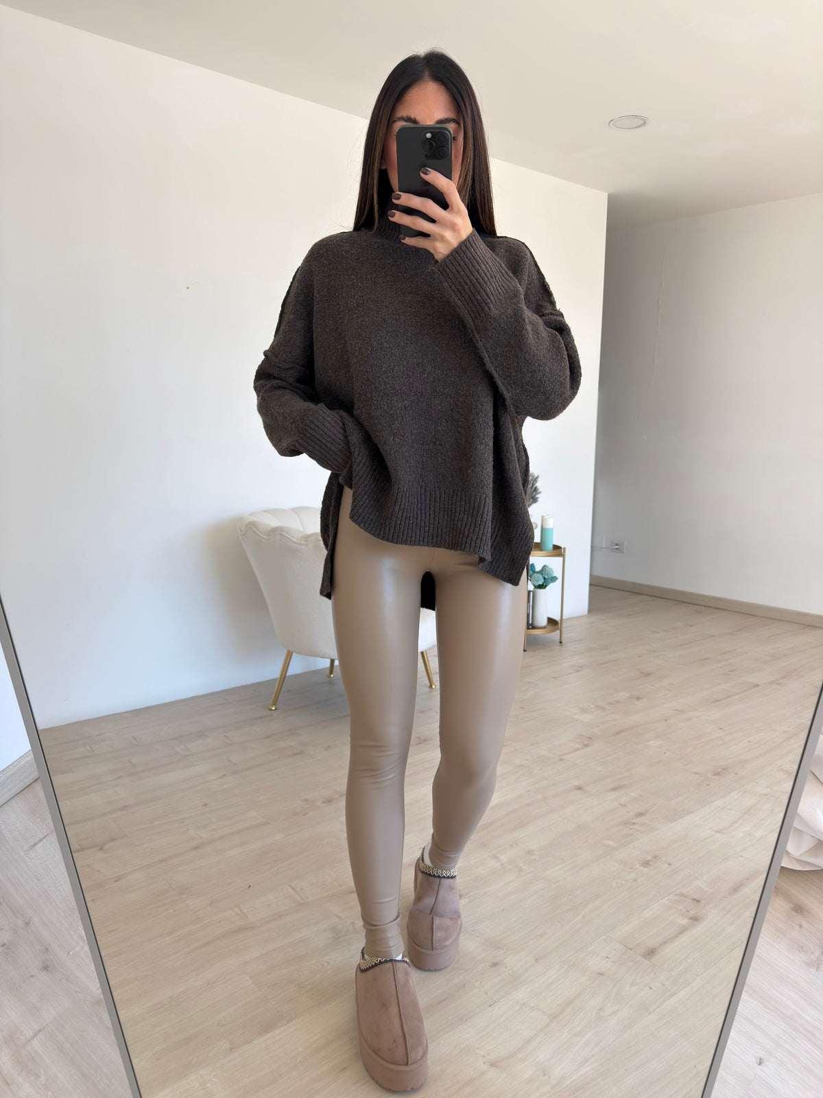 VS18001-10-LEGGINS IN ECOPELLE BURRO