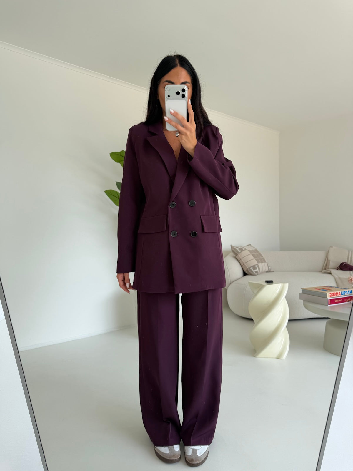 TAILLEUR AFFAIRE WINE