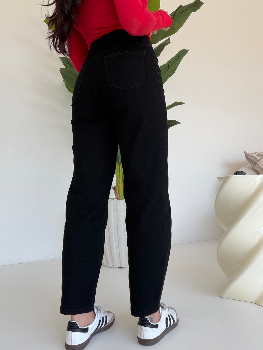 MV-8101-A-JEANS BARREL BLACK
