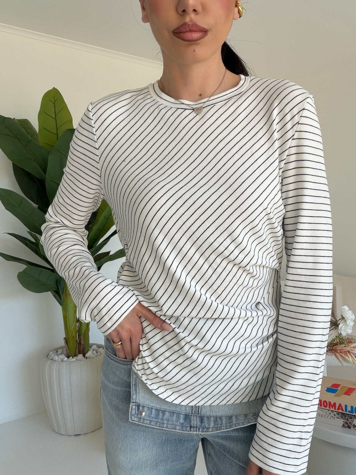5663-MAGLIA MEREDITH MILK