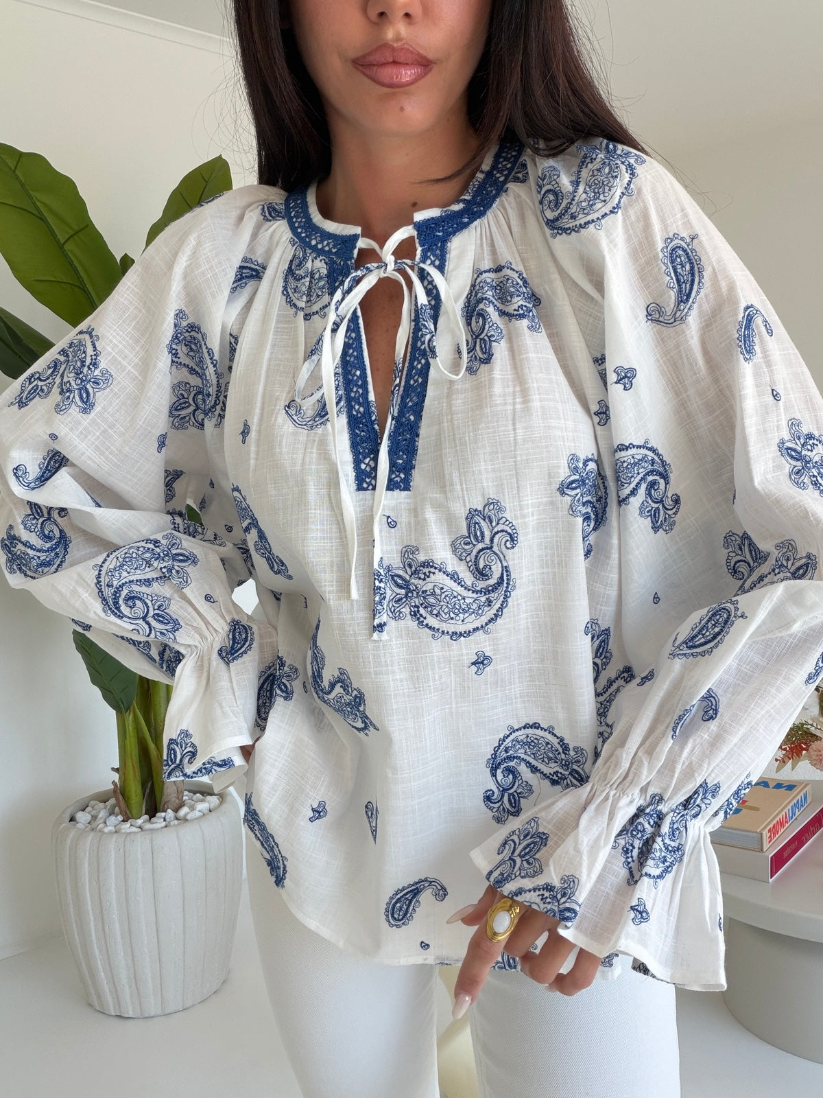 C255-BLUSA VENTOTENE BLU