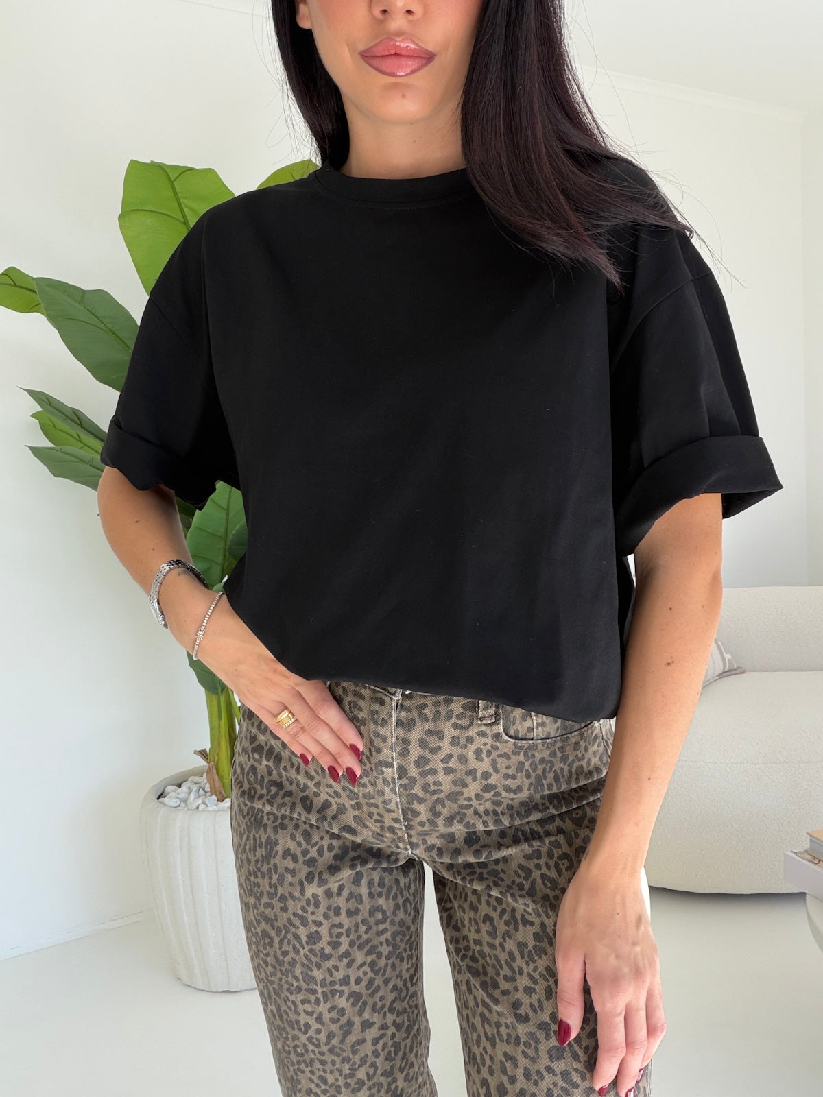 4617-T-SHIRT OVERSIZE NERA