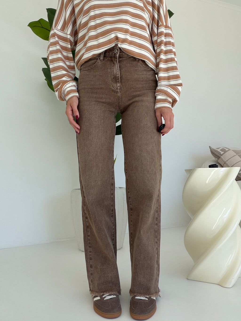 D009-50-JEANS PALAZZO SFRANGIATO TAUPE