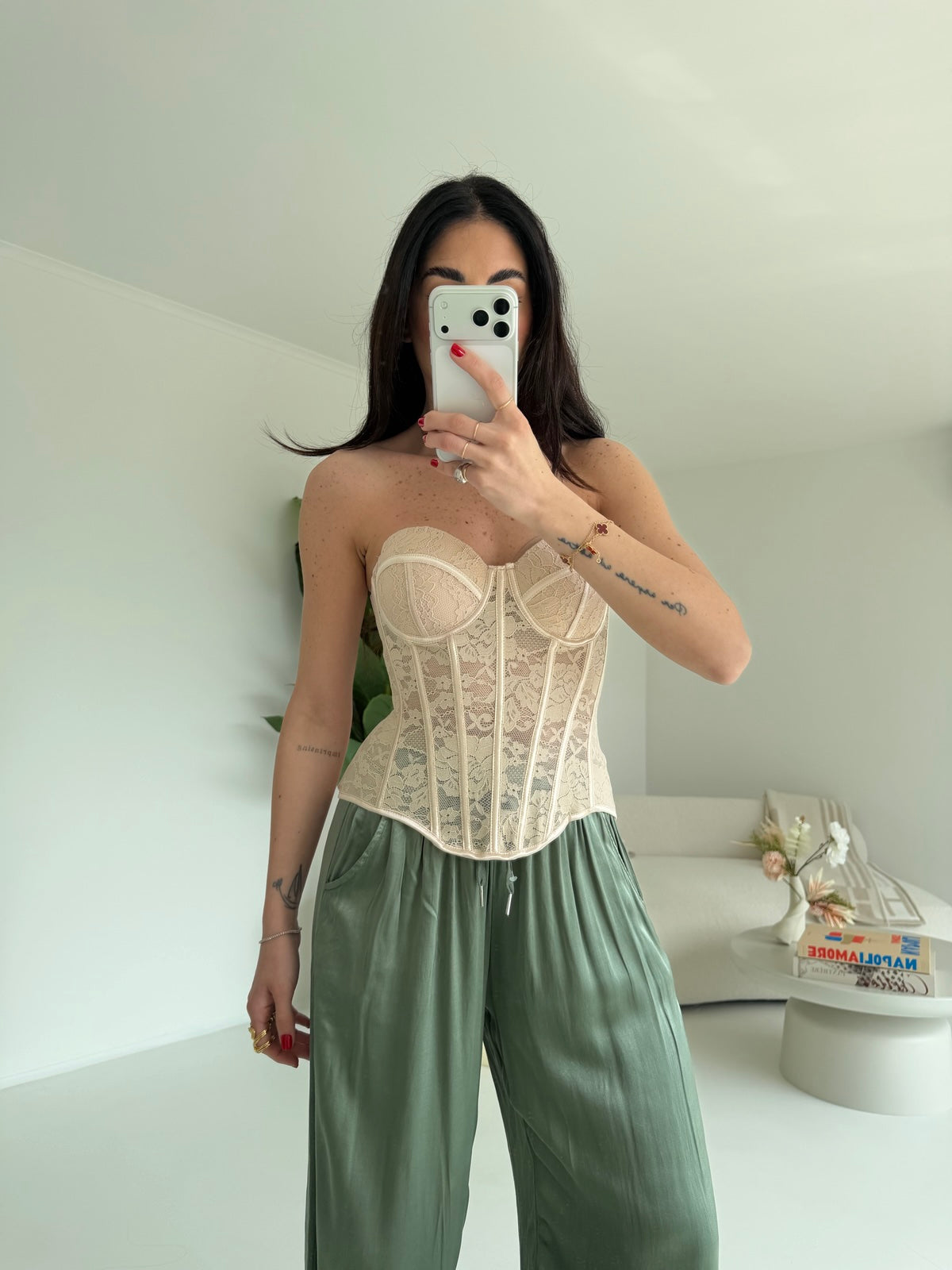 9966-BUSTIER DOLLY BURRO