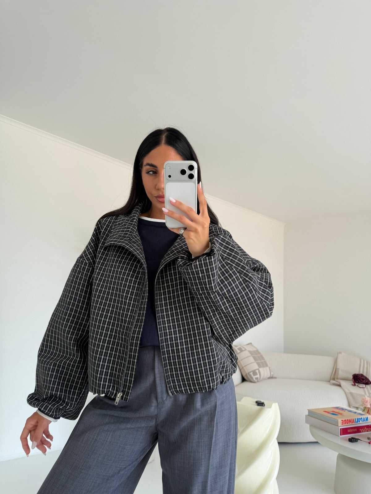 16056-BOMBER SQUARE GREY