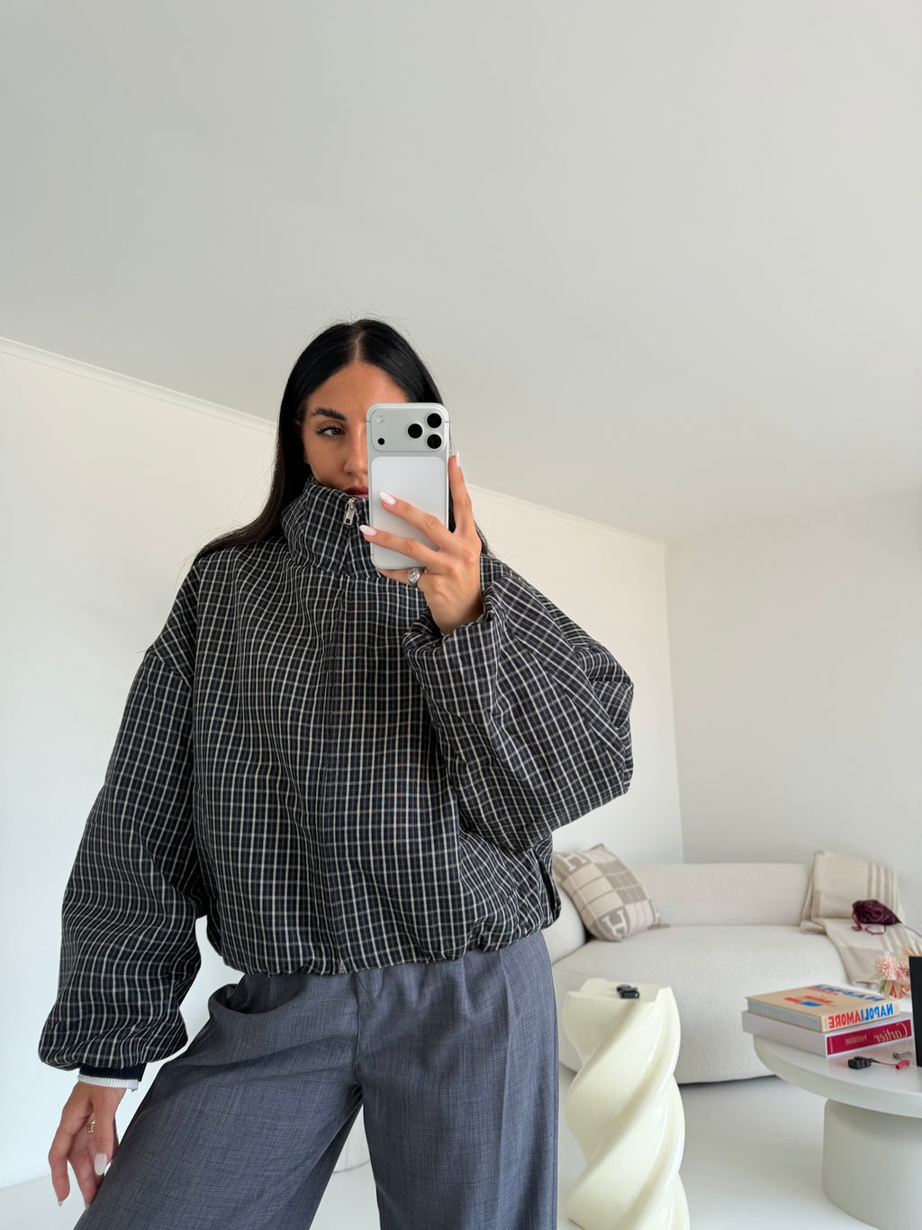 16056-BOMBER SQUARE GREY