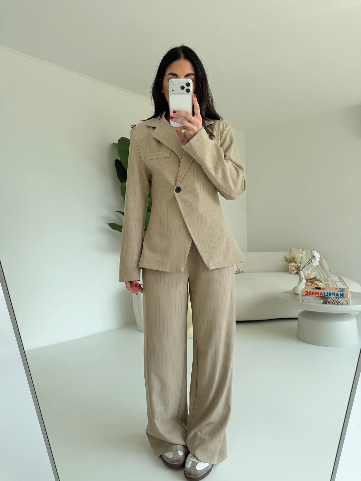 TAILLUER MONTREAL TAUPE