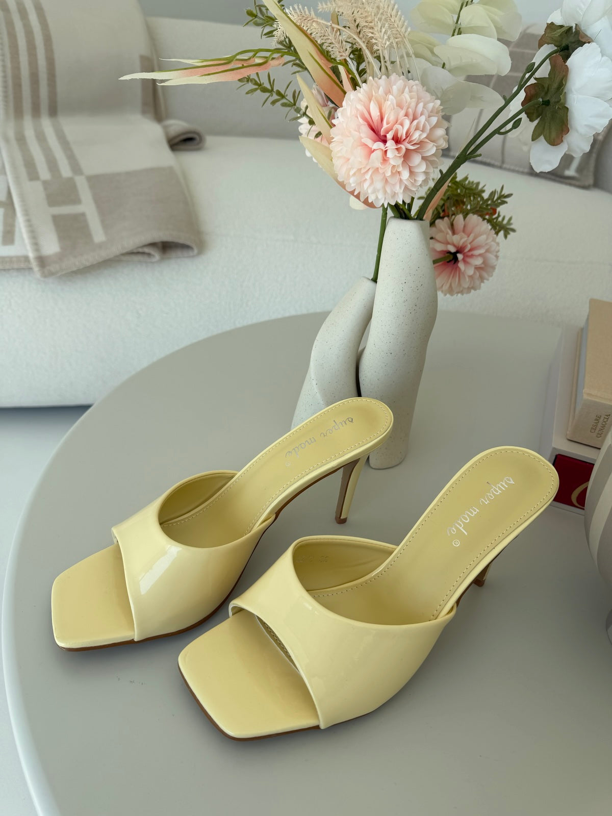OK-106-GIUSY-YELLOW