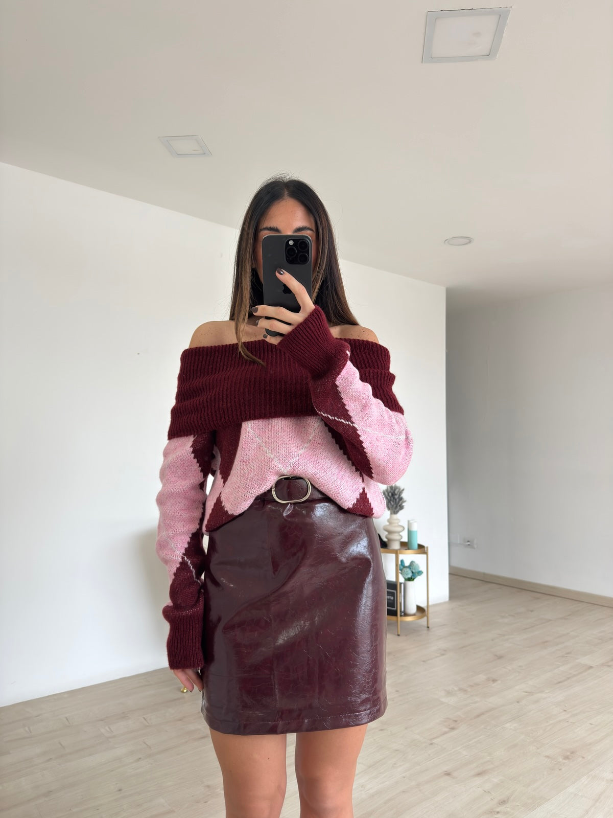 MC7978-MINI GONNA VINILE BORDEAUX