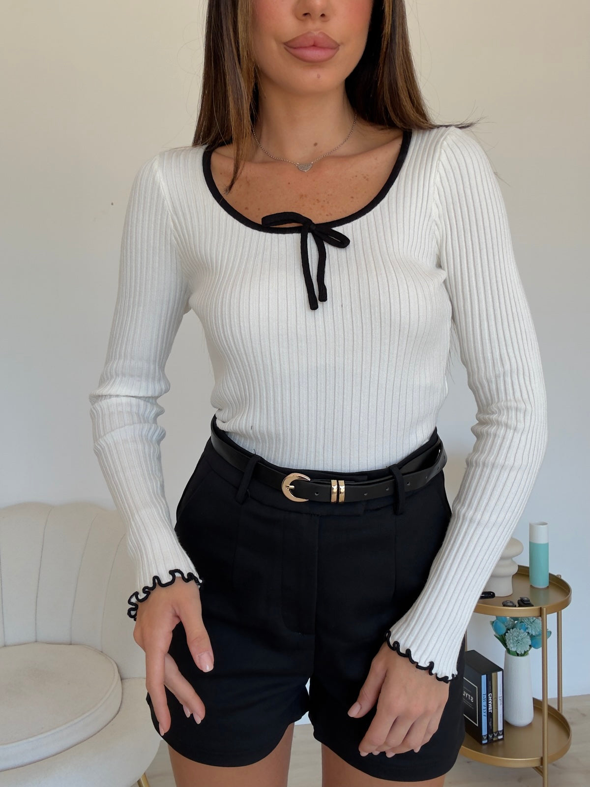 05947-SHORT CLASSY NERO