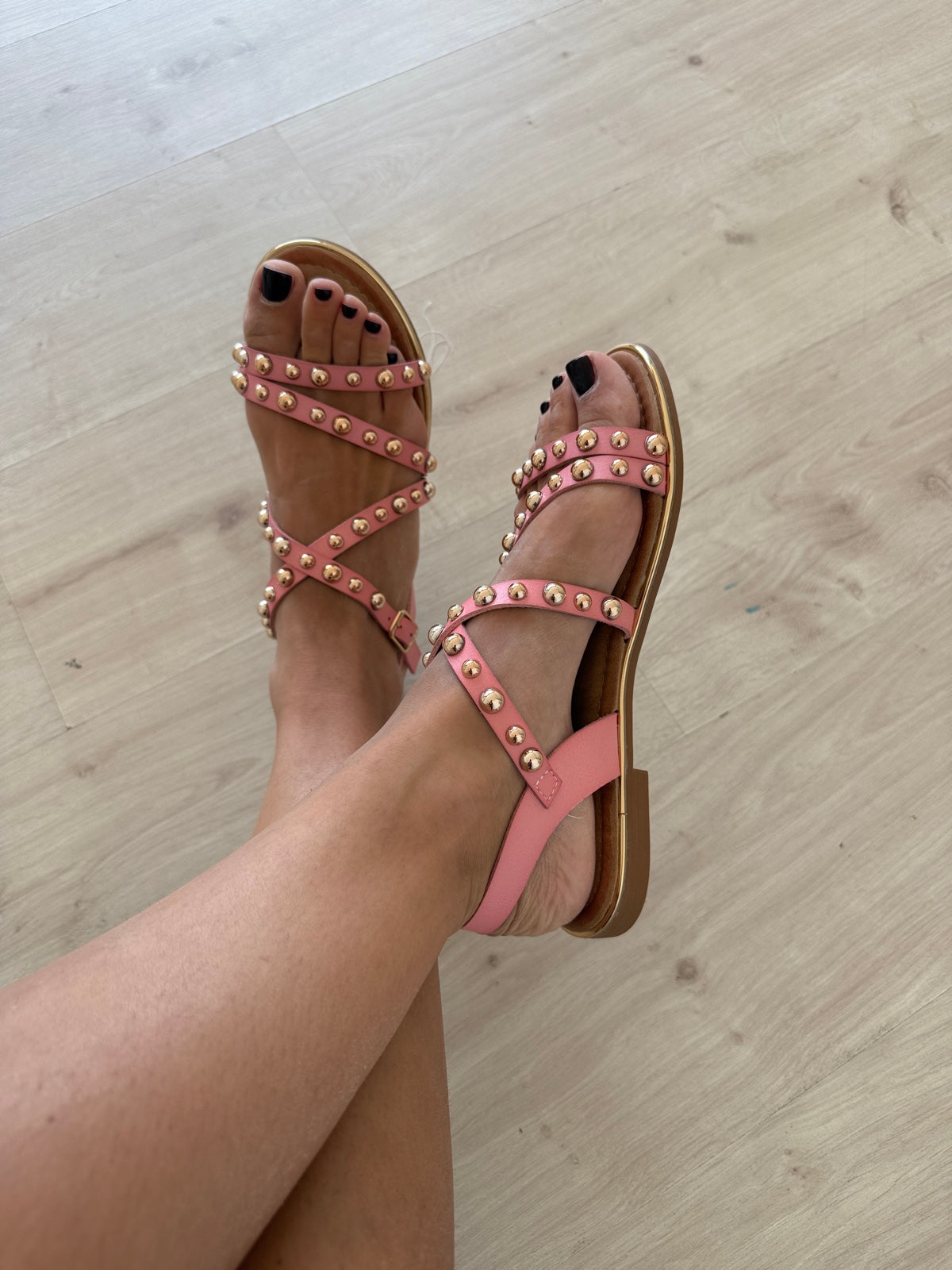 ELE-SANDALO CON BORCHIE PINK