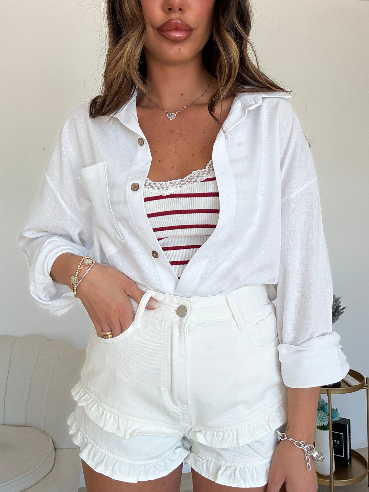 6873-SHORT ROUCHES MILK