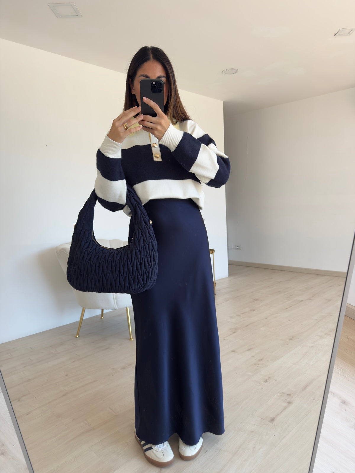 23960JJ-GONNA SATIN NAVY