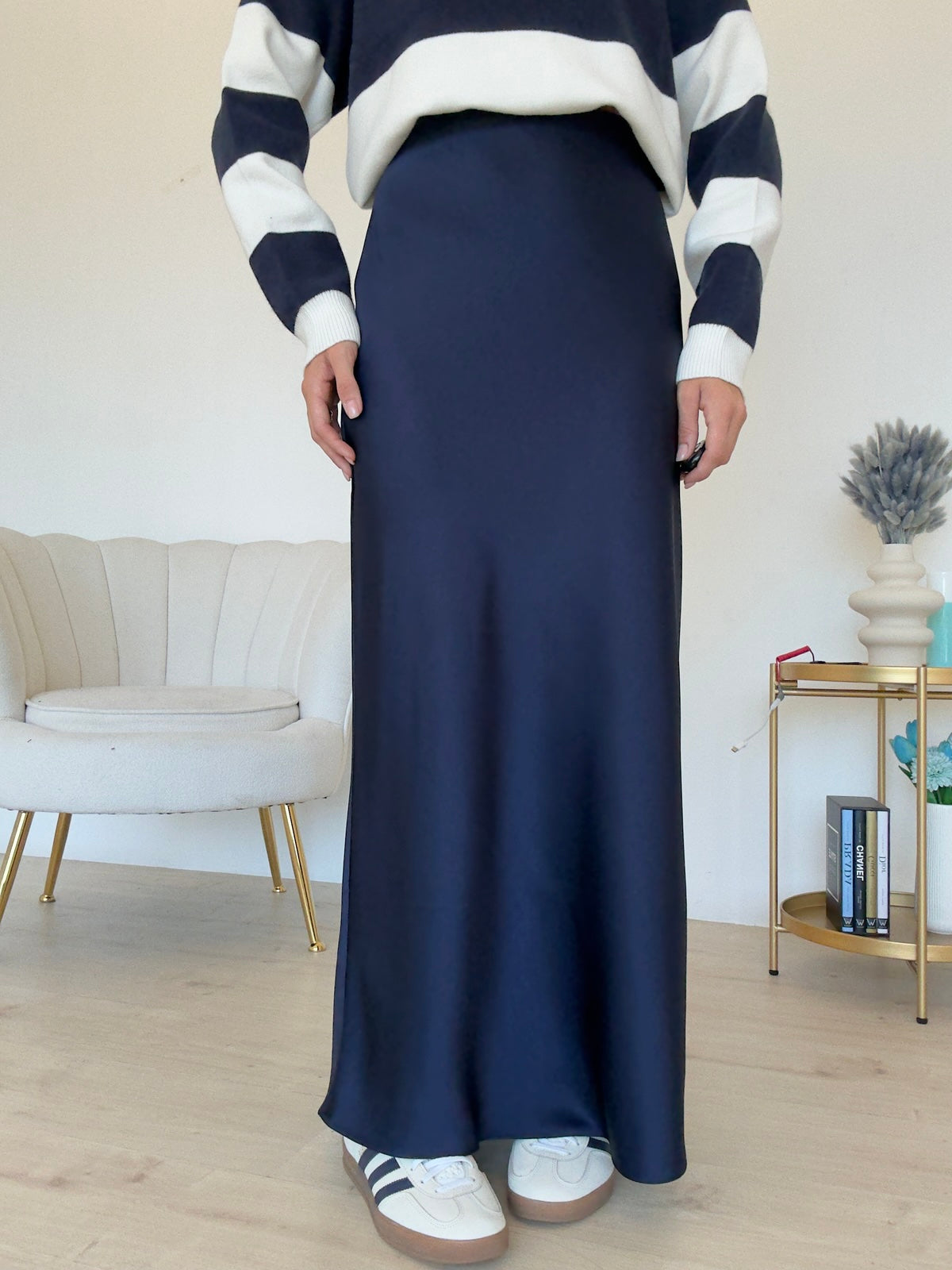 23960JJ-GONNA SATIN NAVY