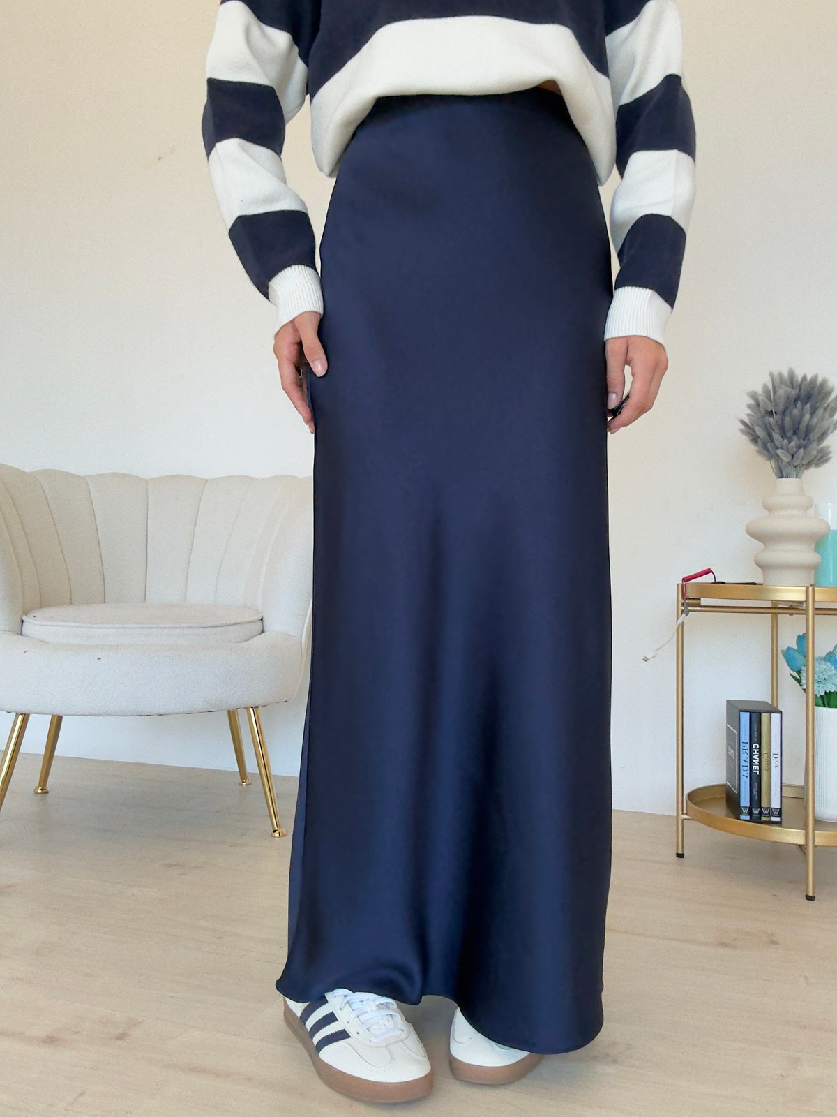 23960JJ-GONNA SATIN NAVY