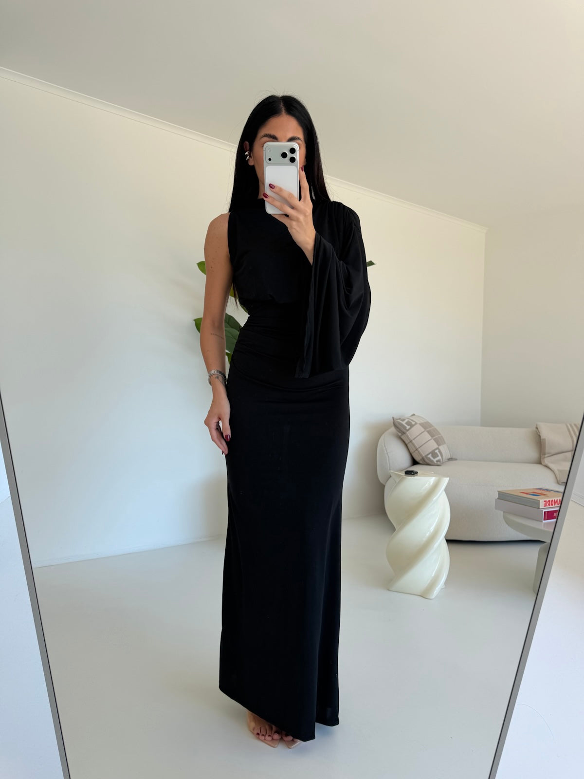 ABITO LONGUETTE SORAYA NERO