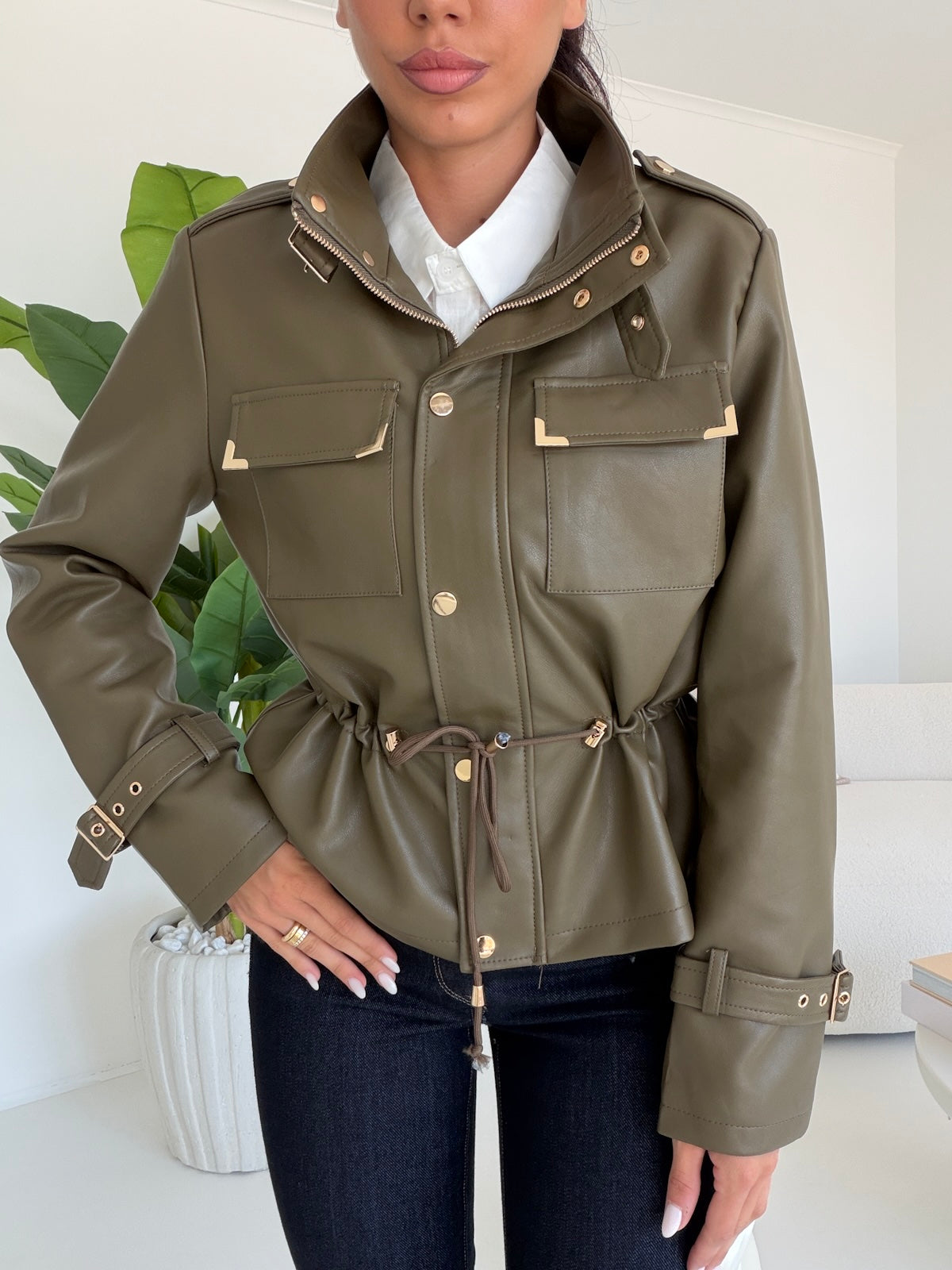 DA-1135-BIKER SEATTLE MILITARE