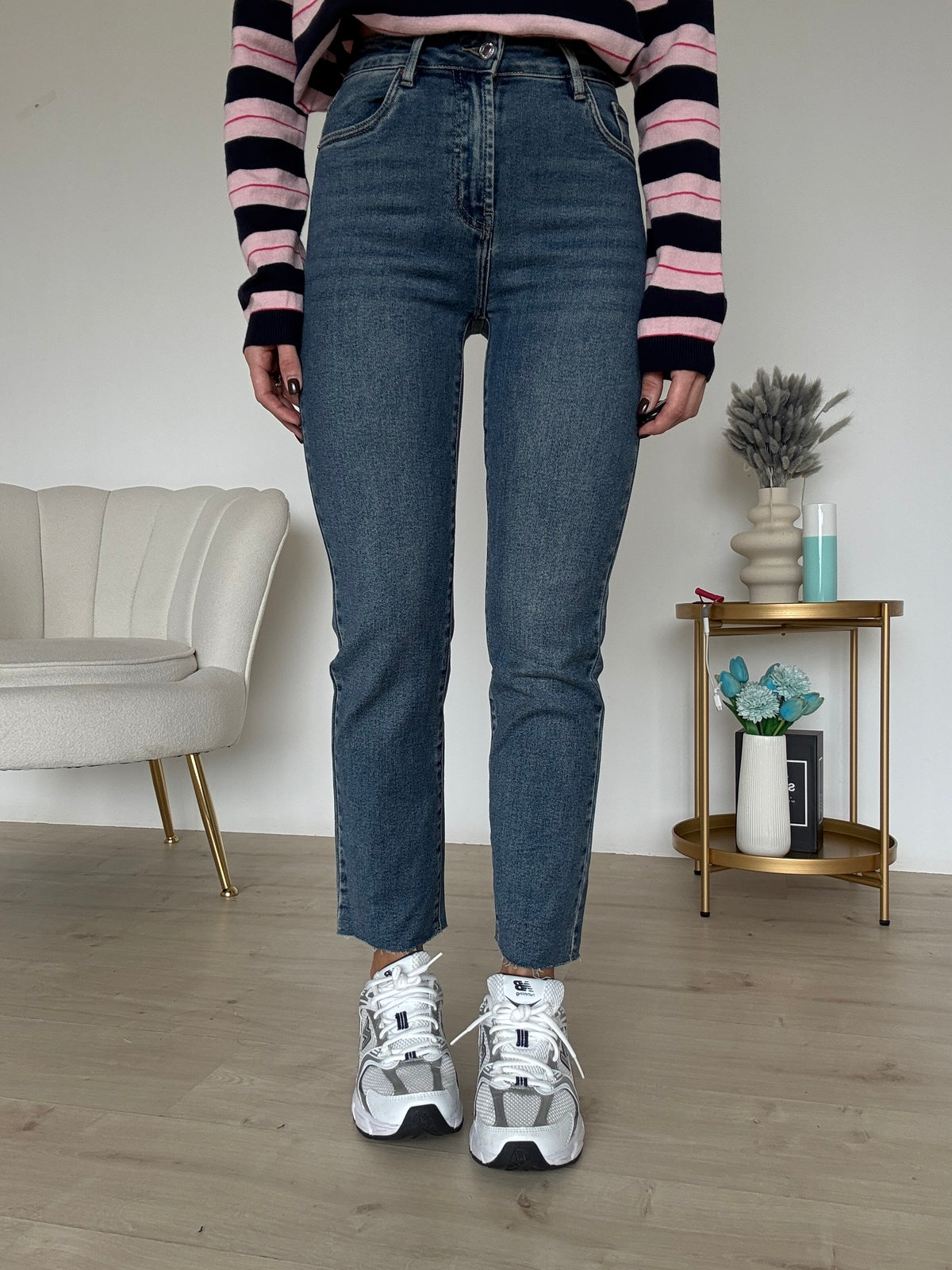 8938-JEANS TAGLIO VIVO SAMIRA