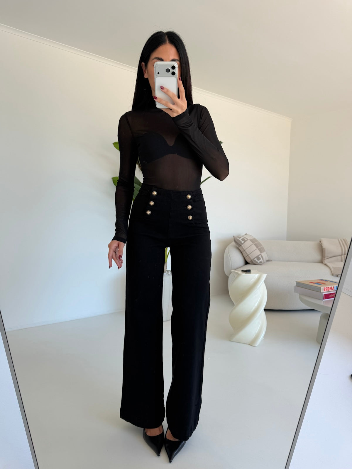 MG-1370 JEANS BOTTONI ORO NERO
