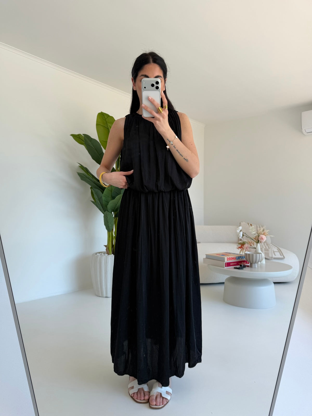 V720-ABITO ARTEMIDE NERO