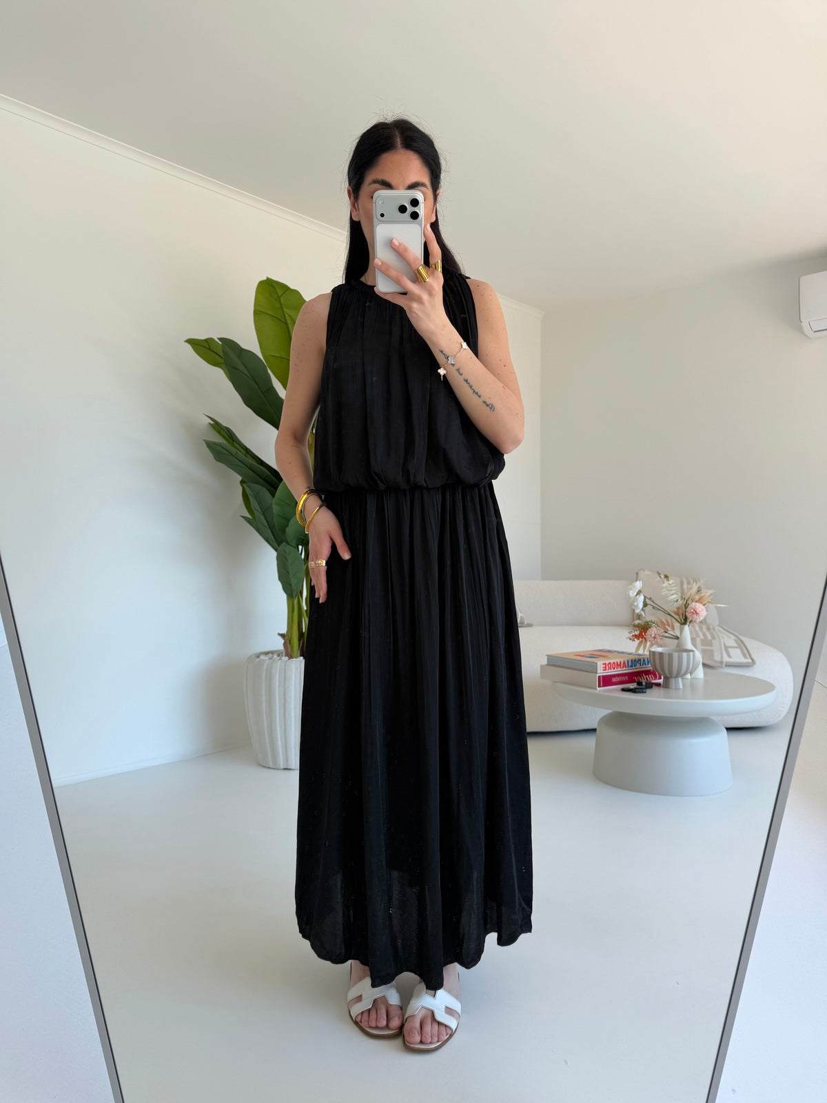 V720-ABITO ARTEMIDE NERO