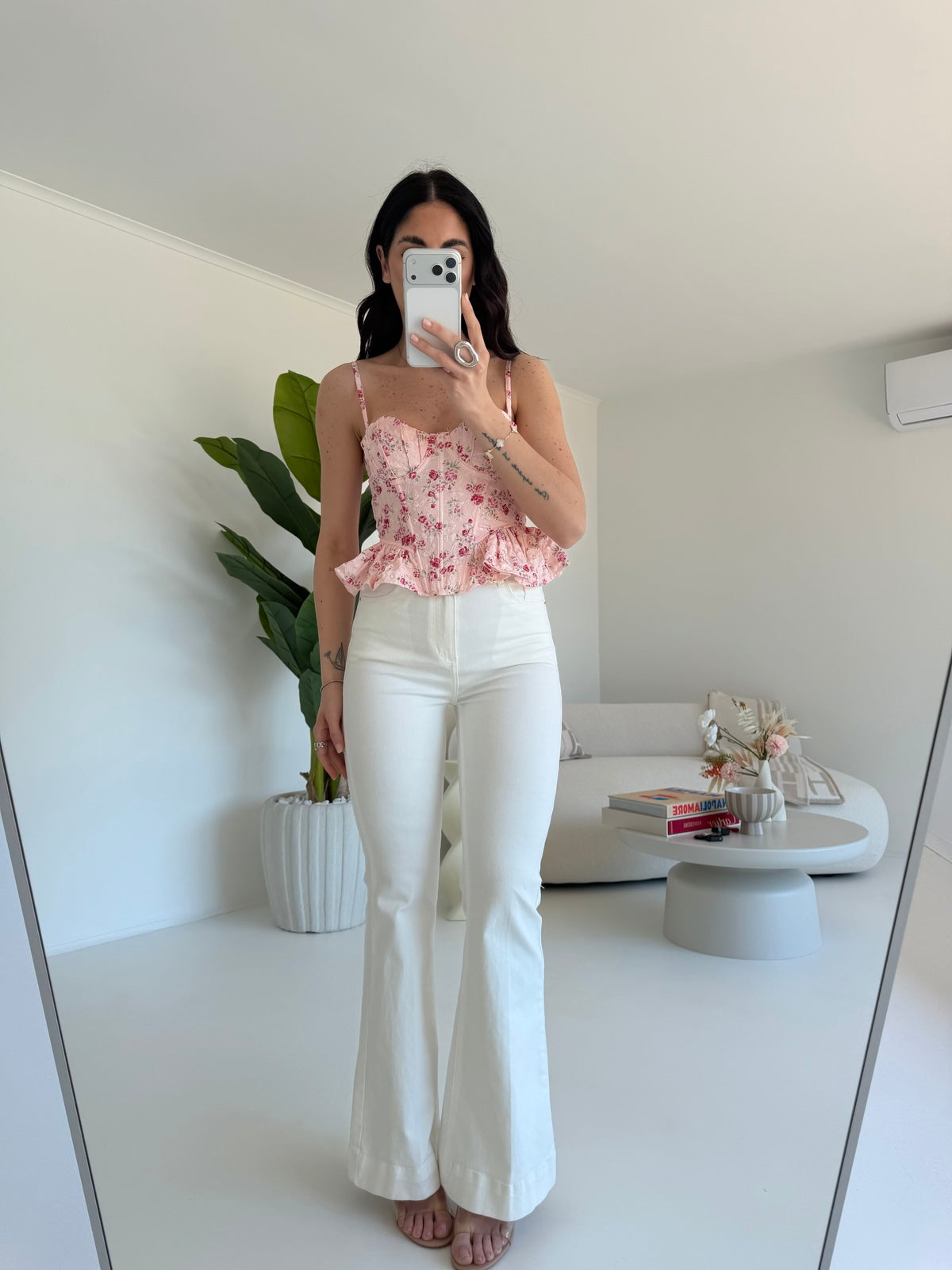 9439-2-JEANS A ZAMPA MILK