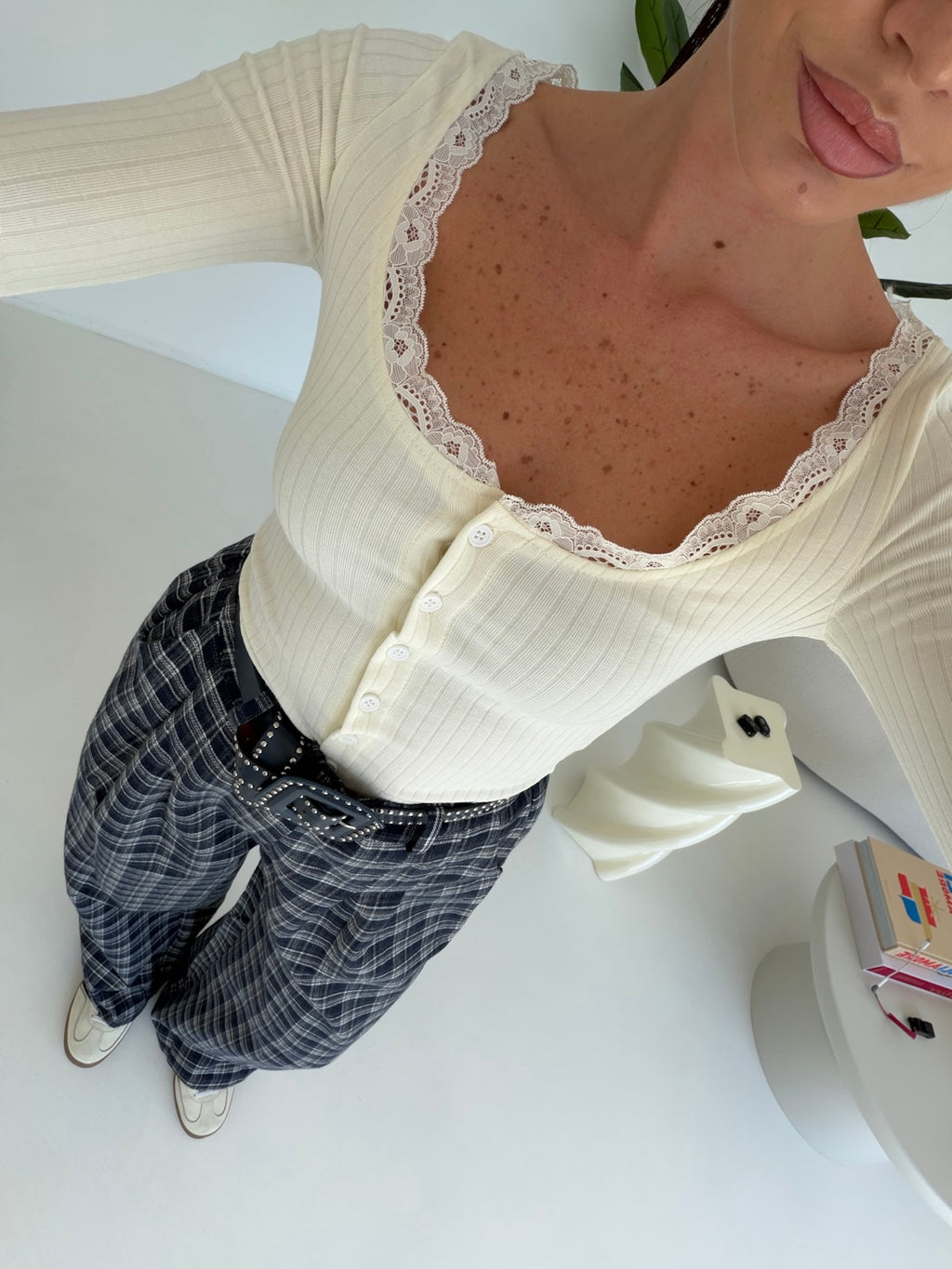 H70773-MAGLIA MONIQUE BURRO